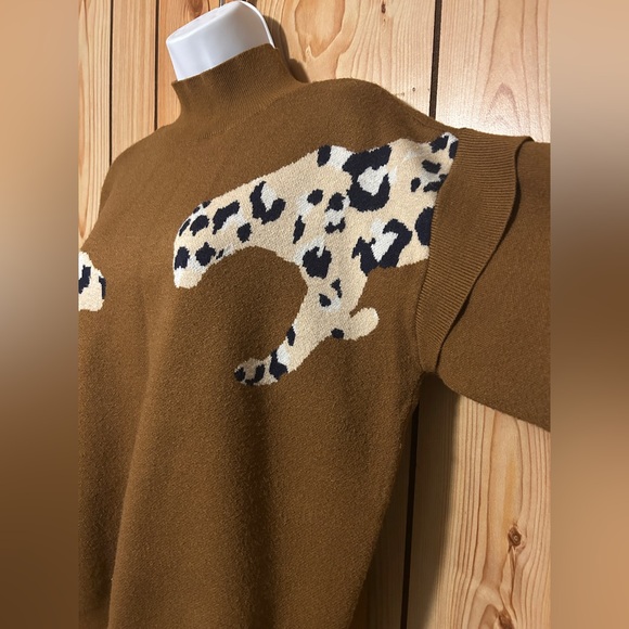 Leopard Animal Print Sweater Women’s Size L  Brown Knit Pullover Crewneck Cute - Picture 2 of 10